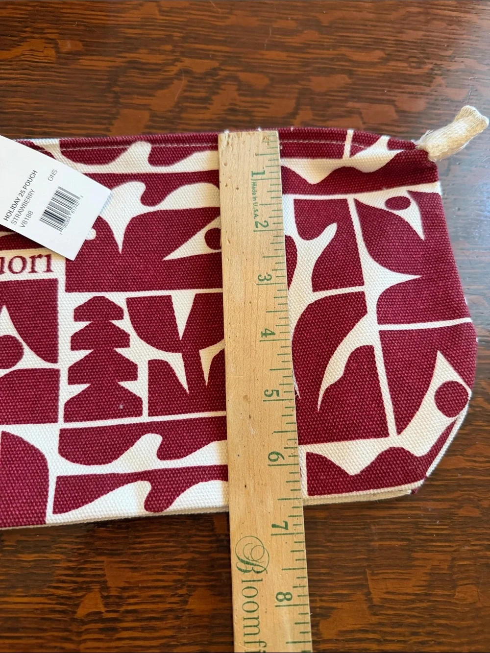 NWT Vuori Holiday 2025 Strawberry Graphic Canvas Cosmetic Pouch